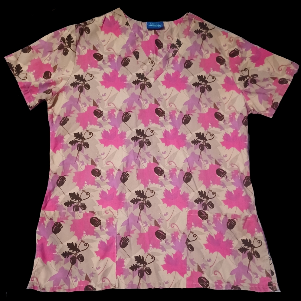 💵 Scrub Top by Carols Scrubs